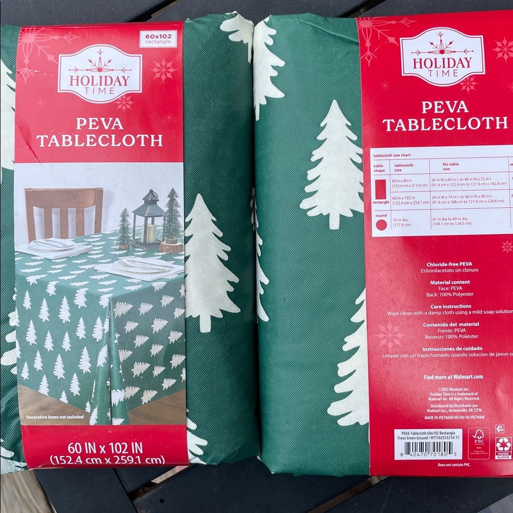 Set of 2 tablecloths Holiday Time Green White Tree PEVA 60 x 102 rectangle new